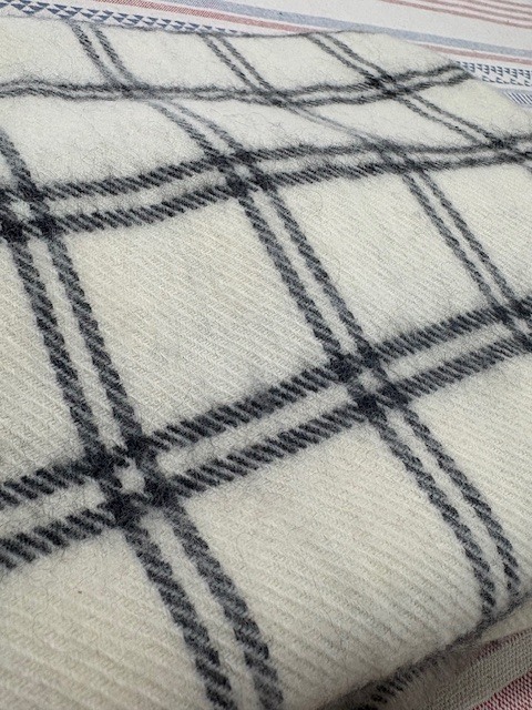 【美品】ヴィリーナ マタニティー VIRINA ヌキテパ Ne Quittez Pas マフラー ストール ショール 17000円購入【irodori-323】 _画像7
