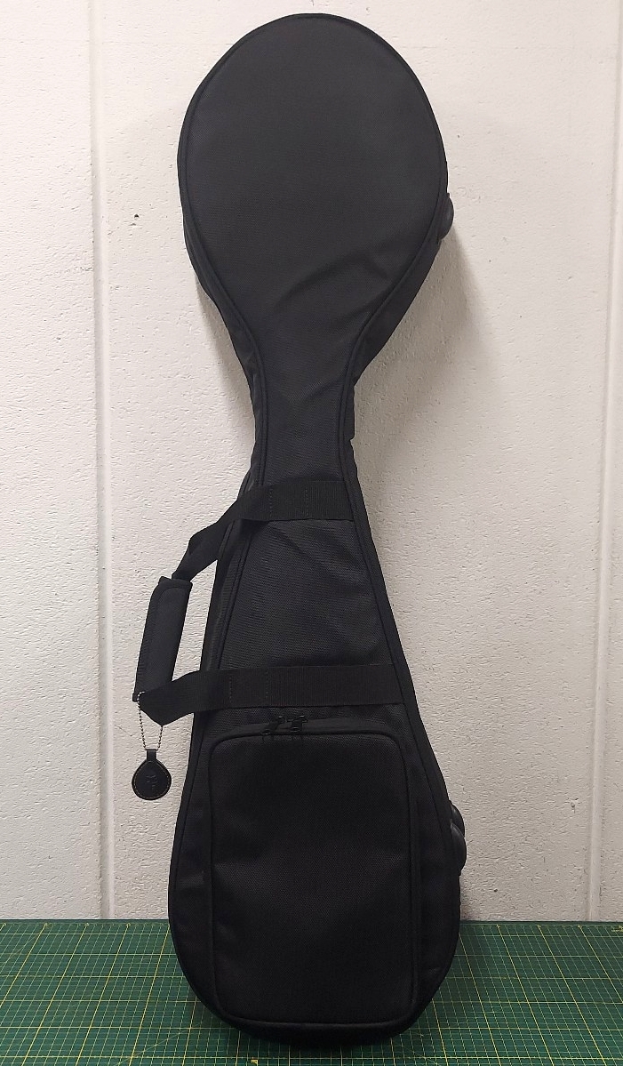★地唄 三味線用ふこふこの確りしたソフトケース リュック ハンドル ショルダー 3wayブラック クッション材入り 楽器 運搬 伝統和楽器★_画像1