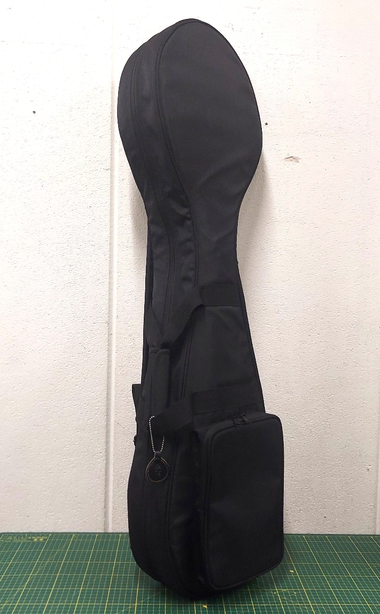 ★地唄 三味線用ふこふこの確りしたソフトケース リュック ハンドル ショルダー 3wayブラック クッション材入り 楽器 運搬 伝統和楽器★_画像2