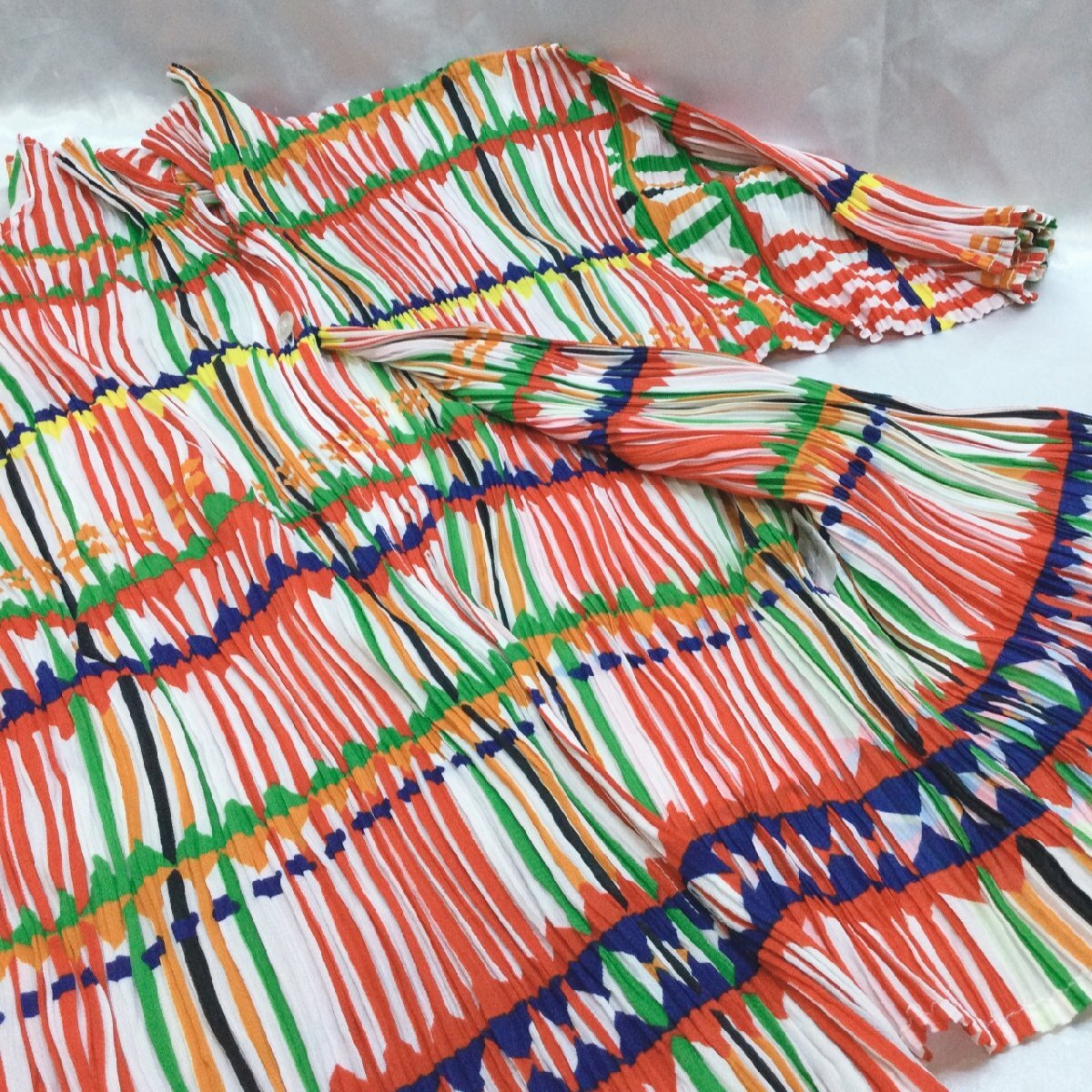 【保管品/TO 】イッセイミヤケ　ISSEY MIYAKE　シャツ　サイズ3　プリーツプリーズ　PLEATS PLEASE マルチカラー RS1010/00660_画像8