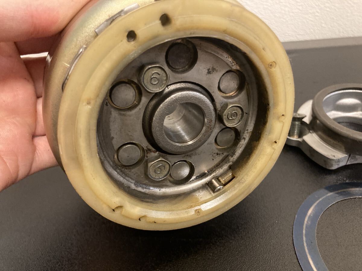 RZ50 YAMAHA 純正 フライホイール セルギア スプロケット ヤマハ RA01J RA02J _画像3