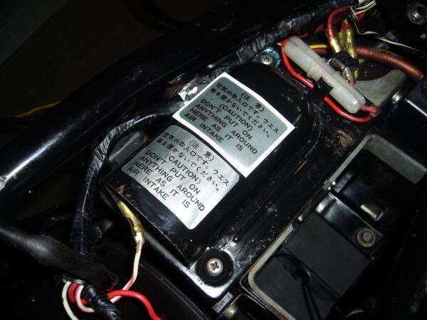 GS400(0)エアークリーナーBOXステッカー☆_画像1