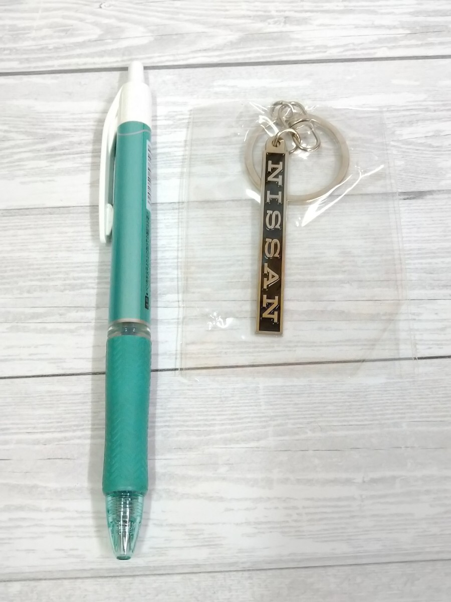 未使用 NISSAN スカイライン S57D型 エンブレム ダットサン メタル キーホルダー コレクション 2 SKYLINE 旧車 ガレージ 装飾 グッズ _画像5