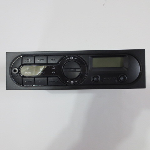 ★★　２４V車用　ラジオ　AUX付き　RI-９４６５　日野，ISUZU，日産UD，三菱ふそう等 共通　美品　★★ 
