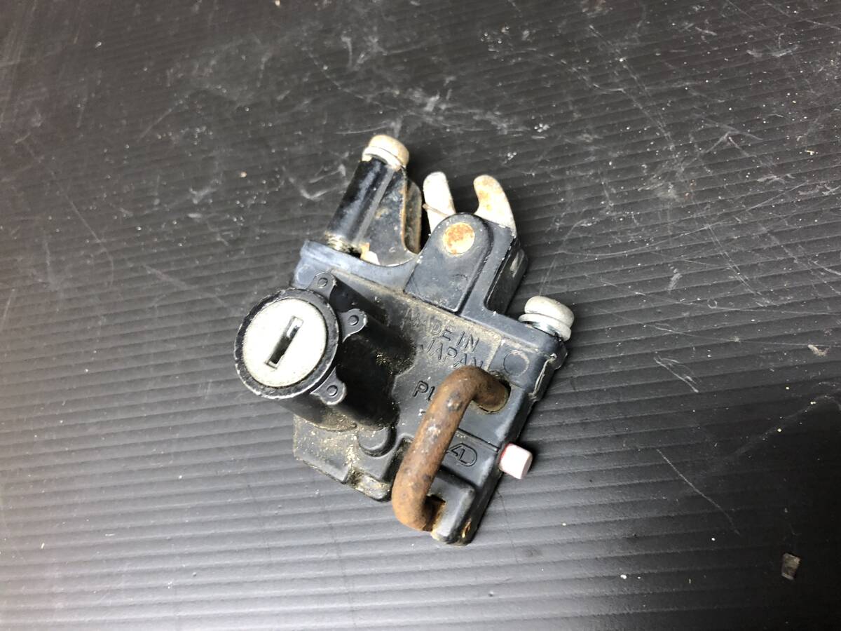 カワサキ Z400LTD イグニッションスイッチ&シートロックセット YM18③_画像9