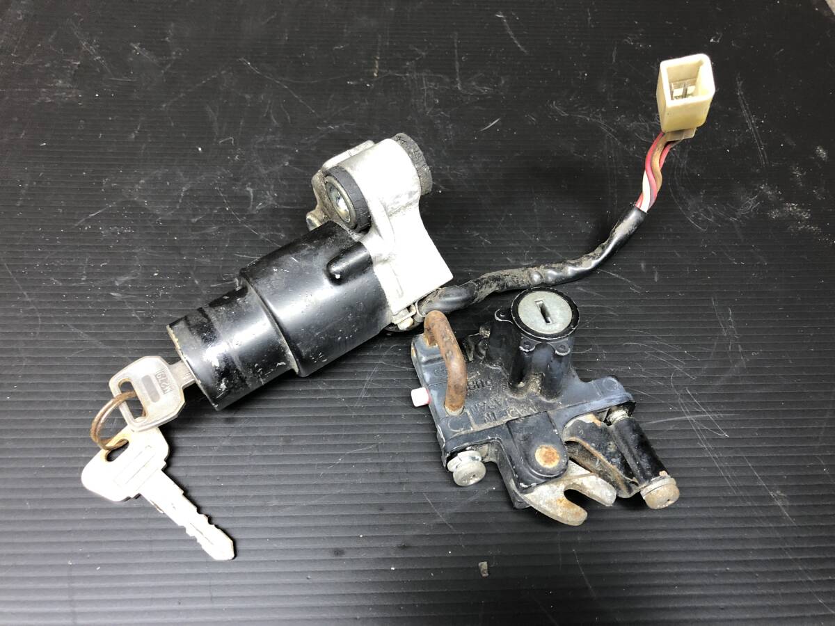 カワサキ Z400LTD イグニッションスイッチ&シートロックセット YM18③_画像5