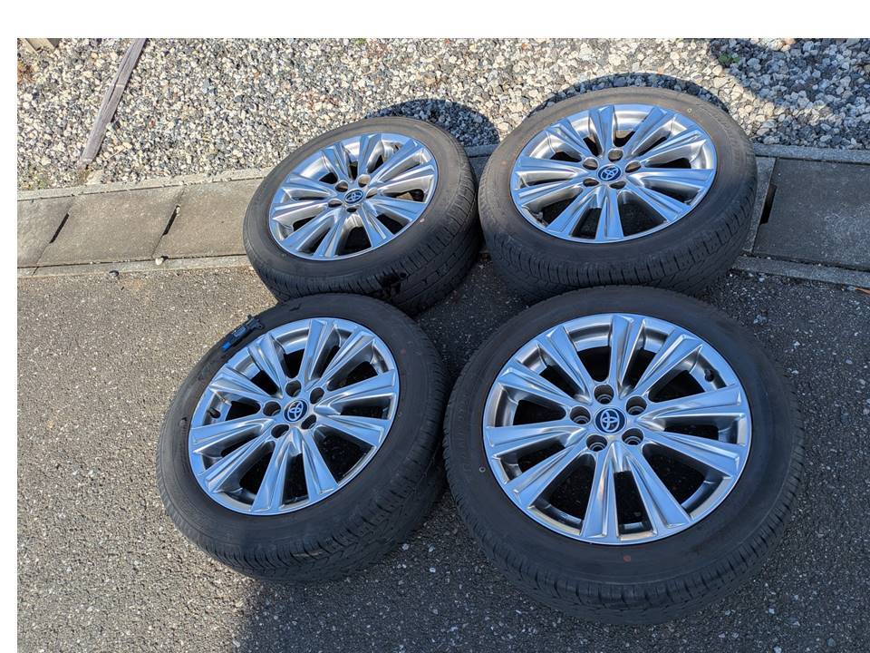 30 アルファード 純正 高輝度 タイヤホイール 18インチ 235/50R18 TOYO TRANPATH 4本セット 1本ガリあり_画像2