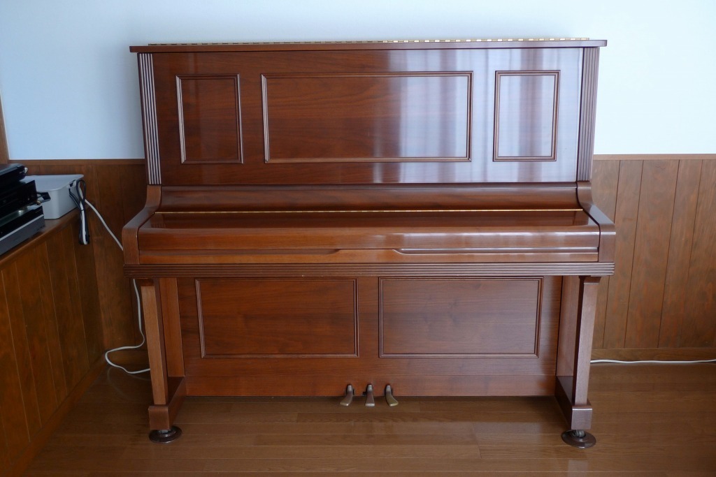 YAMAHA　U300Wn　希少木目アップライトピアノ　ワンオーナー　美品_画像2