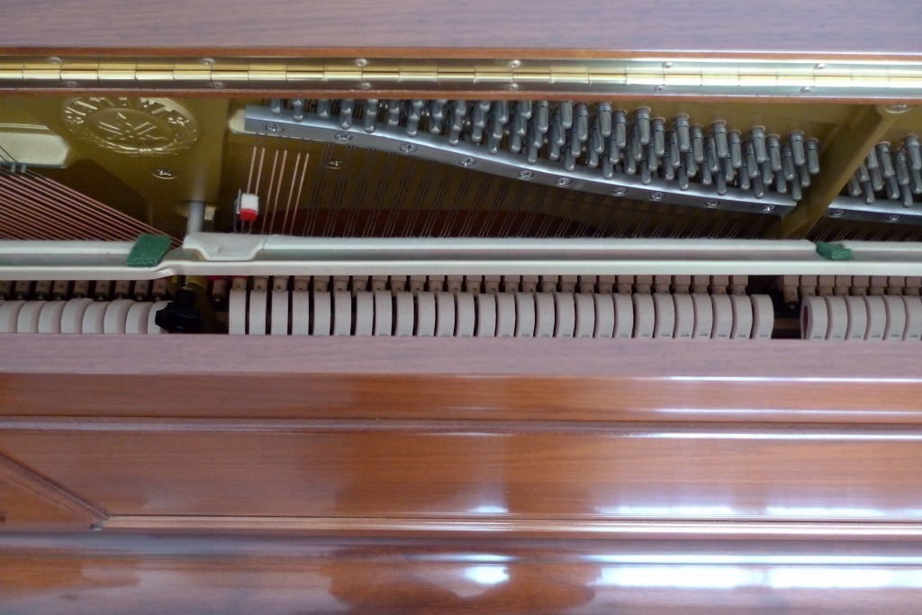 YAMAHA　U300Wn　希少木目アップライトピアノ　ワンオーナー　美品_画像8