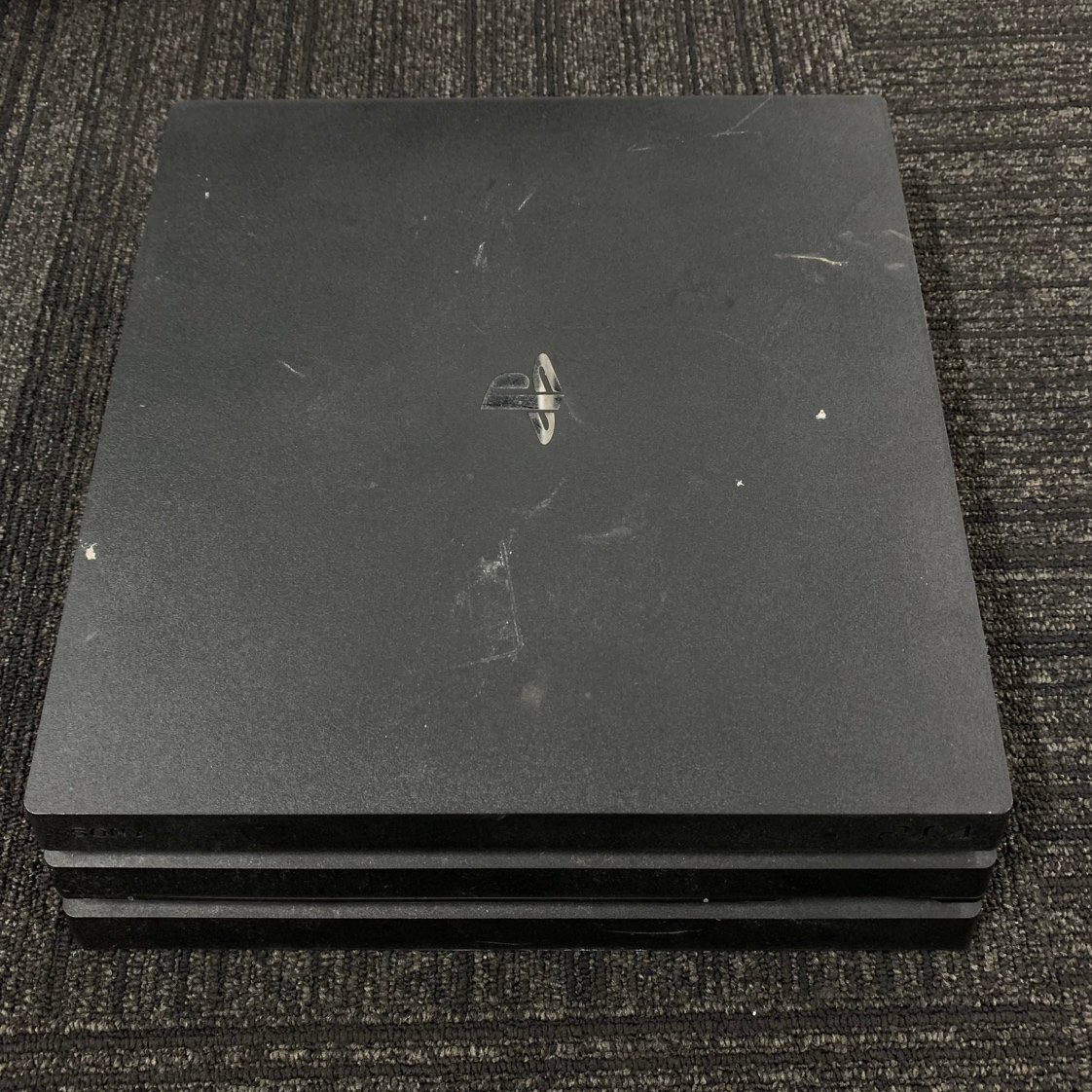 【80】1円~SONY ソニー PS4 プレイステーション4 CUH-7000B プレステ4 PlayStation 人気 本体のみ 動作未確認 ジャンク扱い_画像1