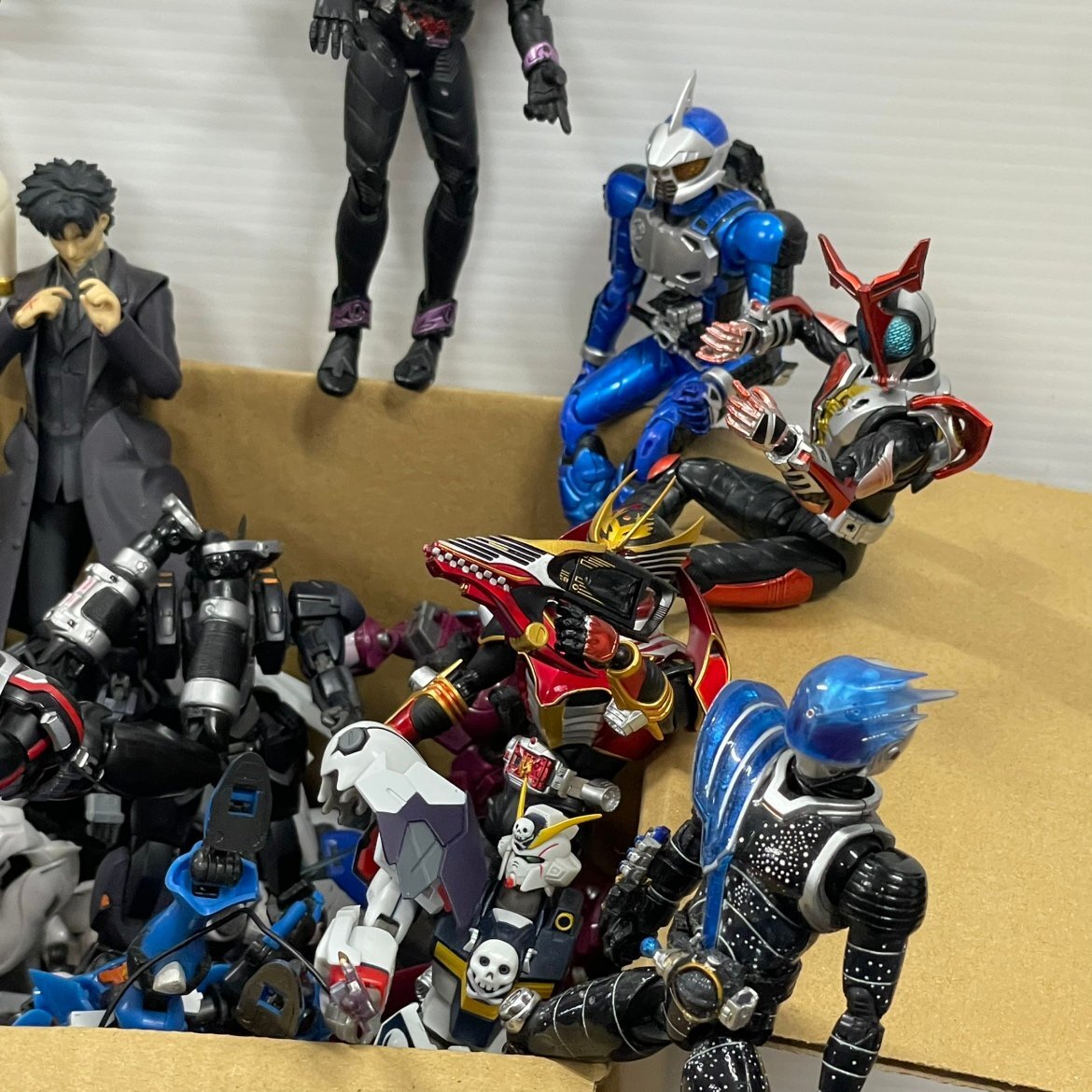 【80】1000円～お宝あり 仮面ライダー ガンダム フィギュア おもちゃ 長期保管品 ジャンク品_画像4