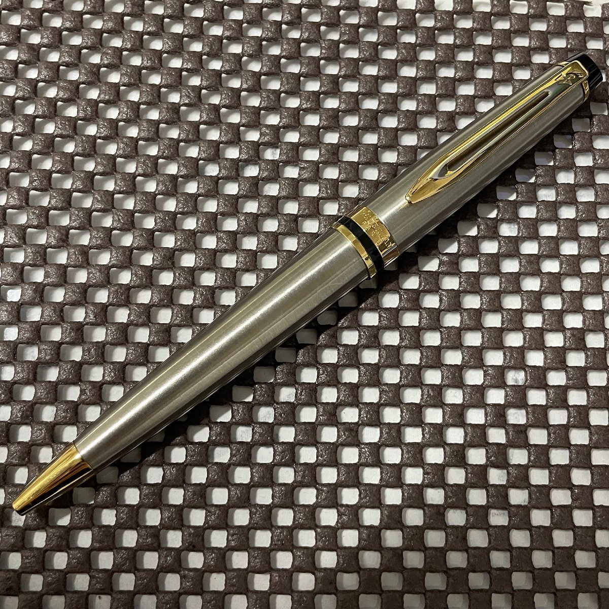 【41】WATERMAN ウォーターマン エキスパートエッセンシャル ボールペン 名入り メタリックGT 中古 筆記用具 ペン 中古_画像1