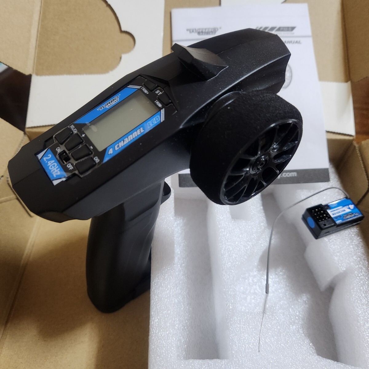 即決《送料無料》 ■箱無し　黒■ TURBO RACING 2.4G プロポ セット　p32　ラジコン 送信機 受信機　フタバ YD-2 タミヤ ヨコモ tt01 tt02_画像1