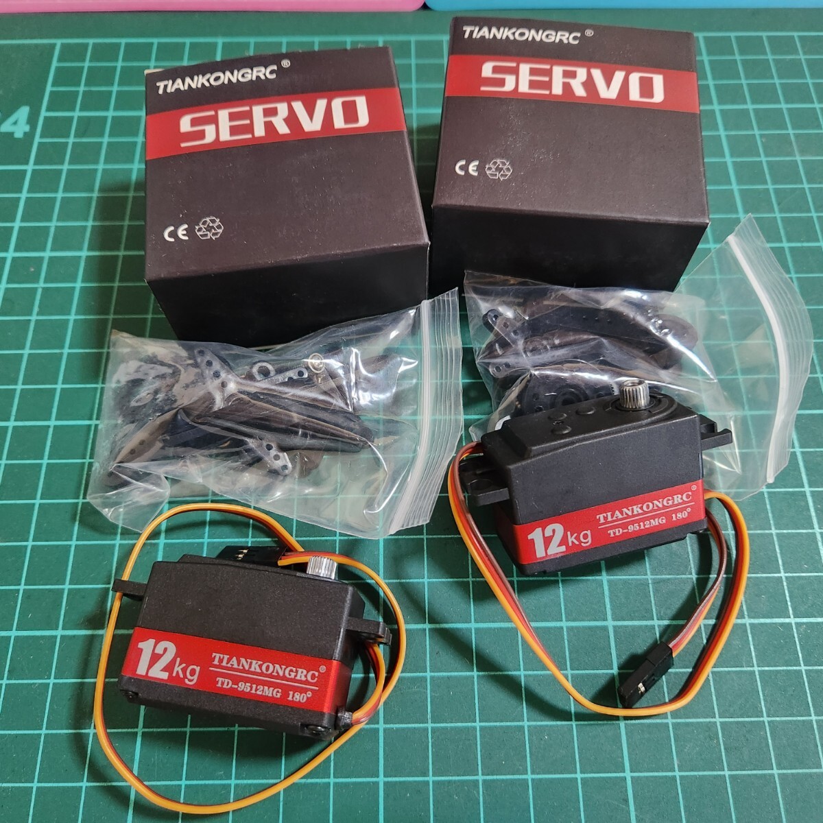 ■2個■即決《送料無料》 ■激安高性能■ 9512MG メタルヒートシンク メタルギア ロープロ デジタル サーボ ラジコン TT01 TT02 YD-2 4412_画像1