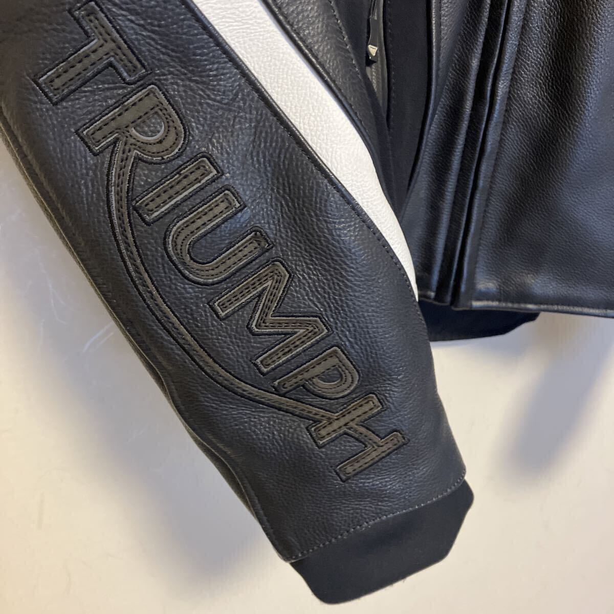 TRIUMPH トライアンフ 純正レザージャケット_画像4