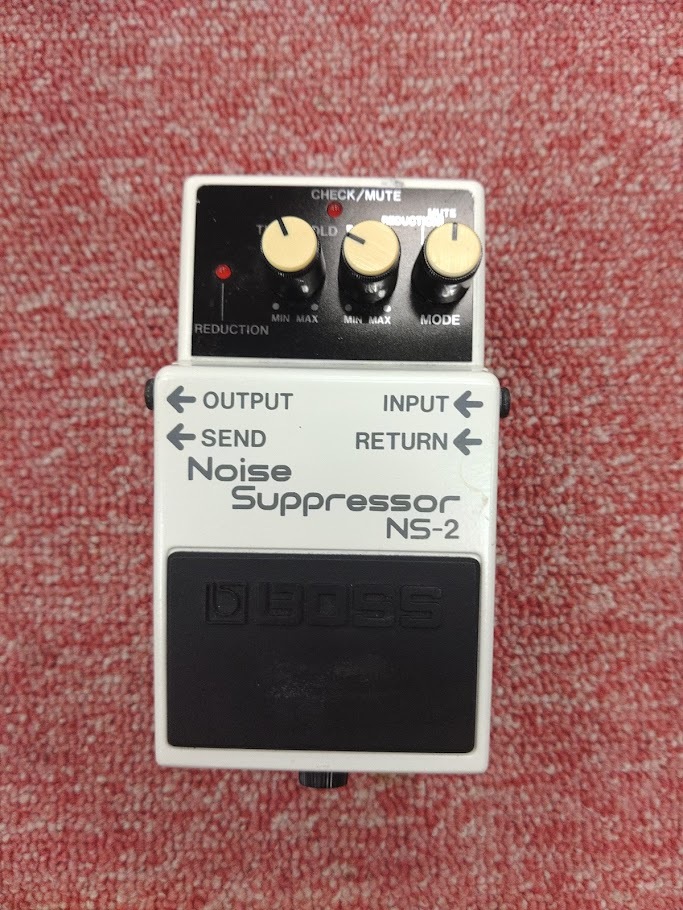 中古品★BOSS NS-2 ボス ノイズ・サプレッサー★1円スタート_画像2