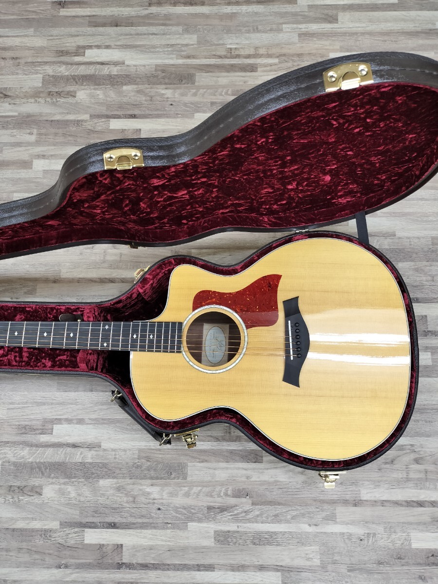Taylor GUITAR 214ce-CF DLX