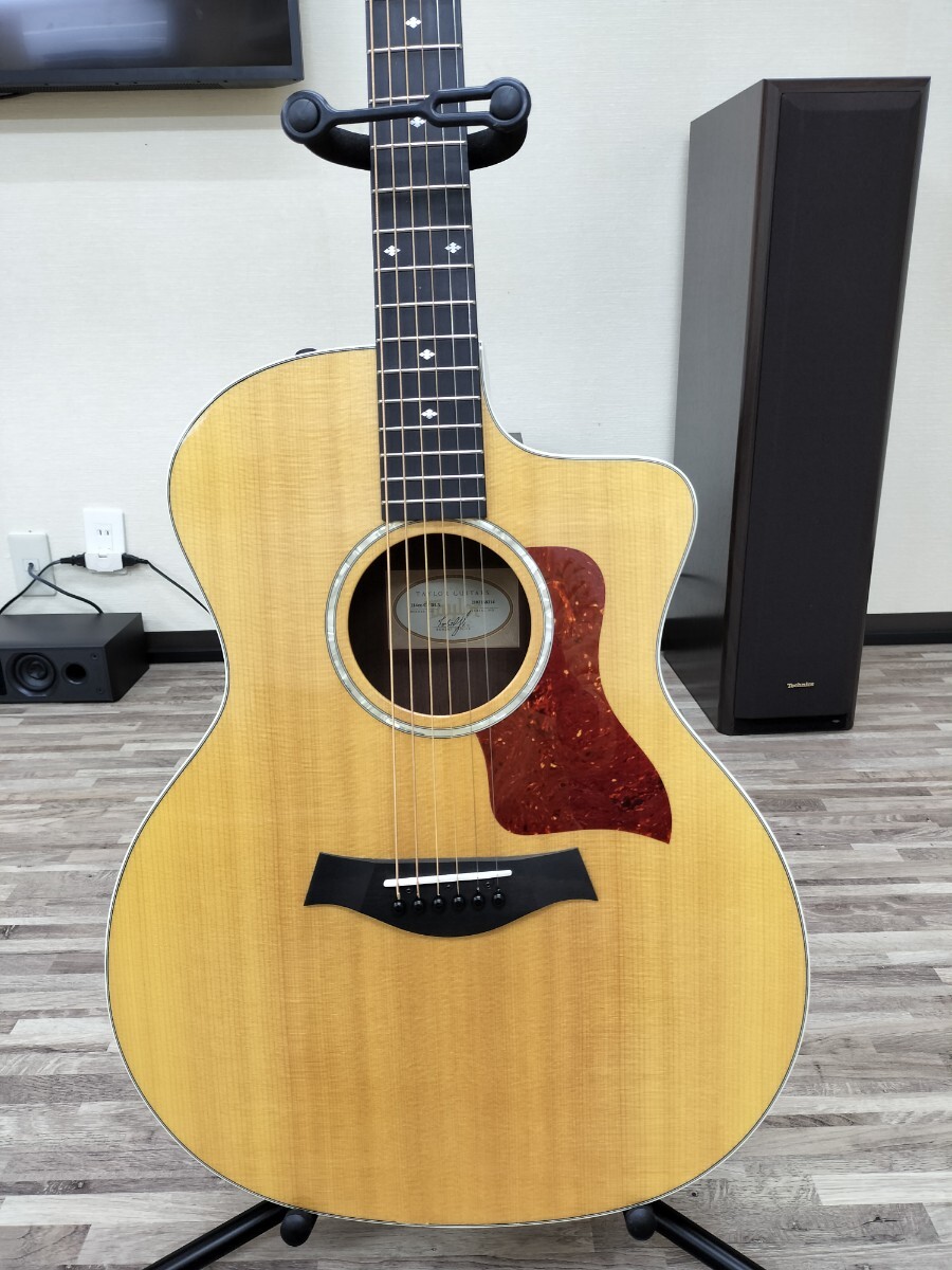 Taylor GUITAR 214ce-CF DLX