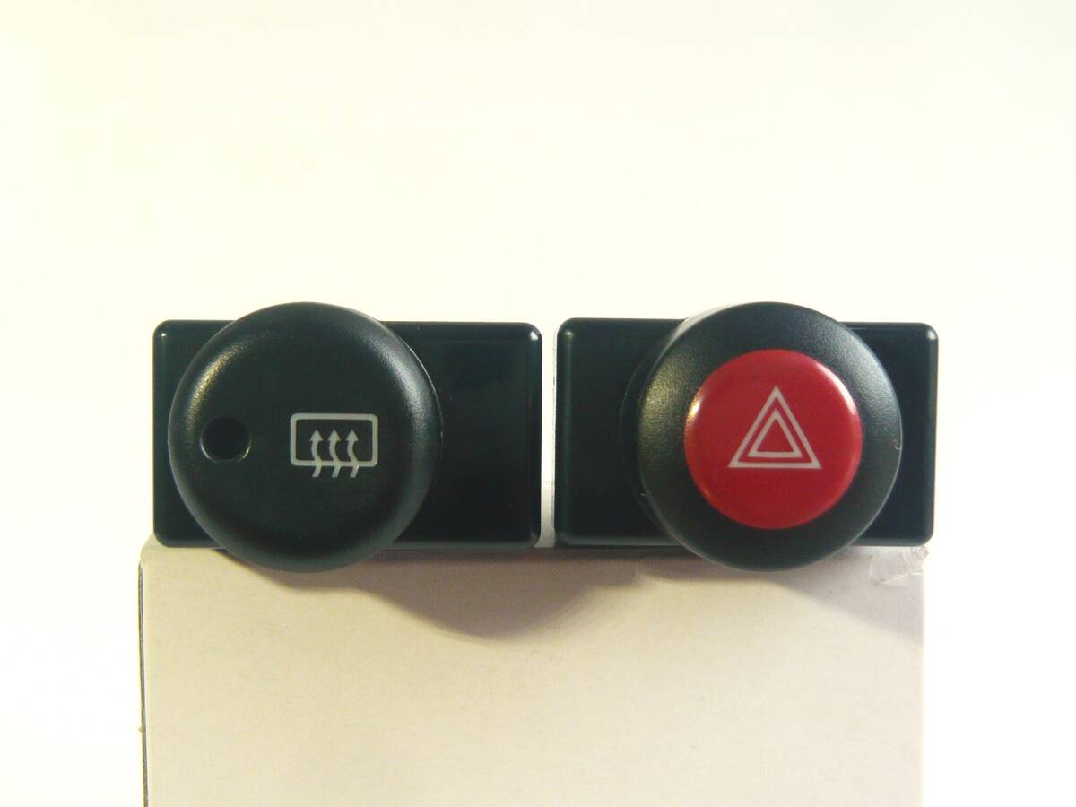 スカイライン ECR33 HR33 ER33 ENR33 R33 高輝度LED ハザード デフォガ スイッチ_画像2