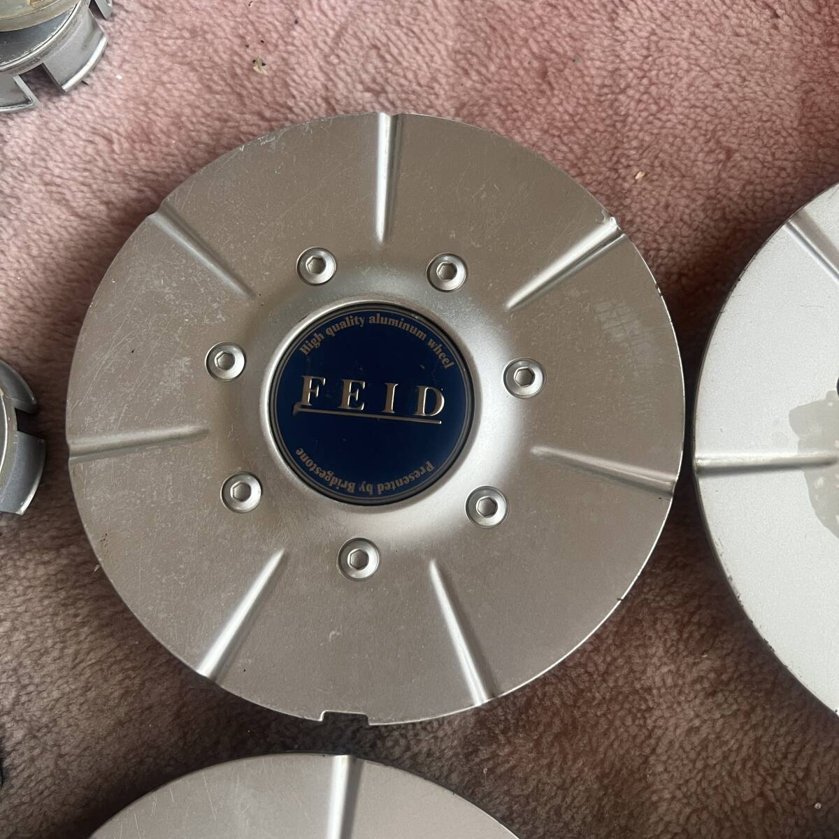 C158-20★ブリヂストン FEID アルミホイール用センターキャップ中古4枚★[品番]BC-678 31500389★外径約149mm前後_画像2