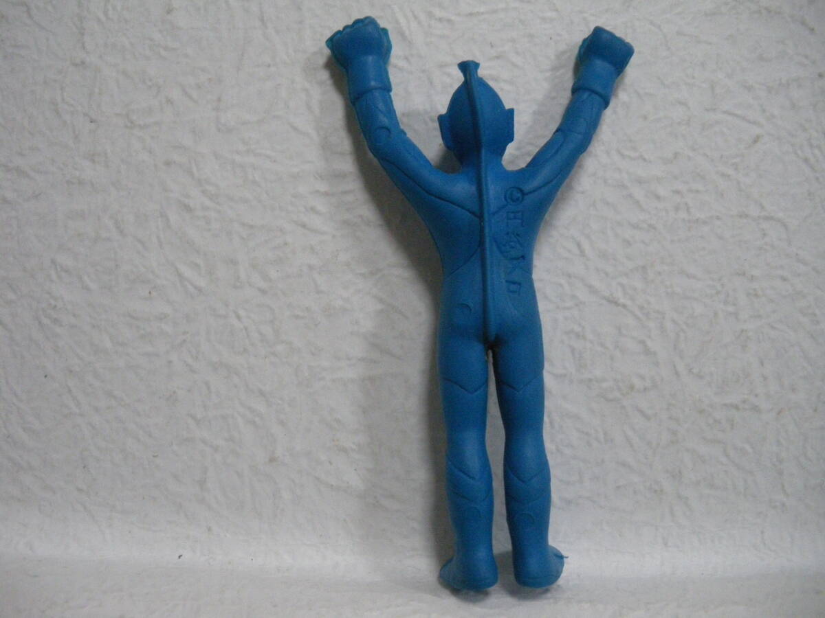 丸越　ウルトラマン　青　大版　バンザイポーズ　怪獣消しゴム　HG　正規　初期生産　ウルトラマン　ウルトラ怪獣　同梱可_画像2