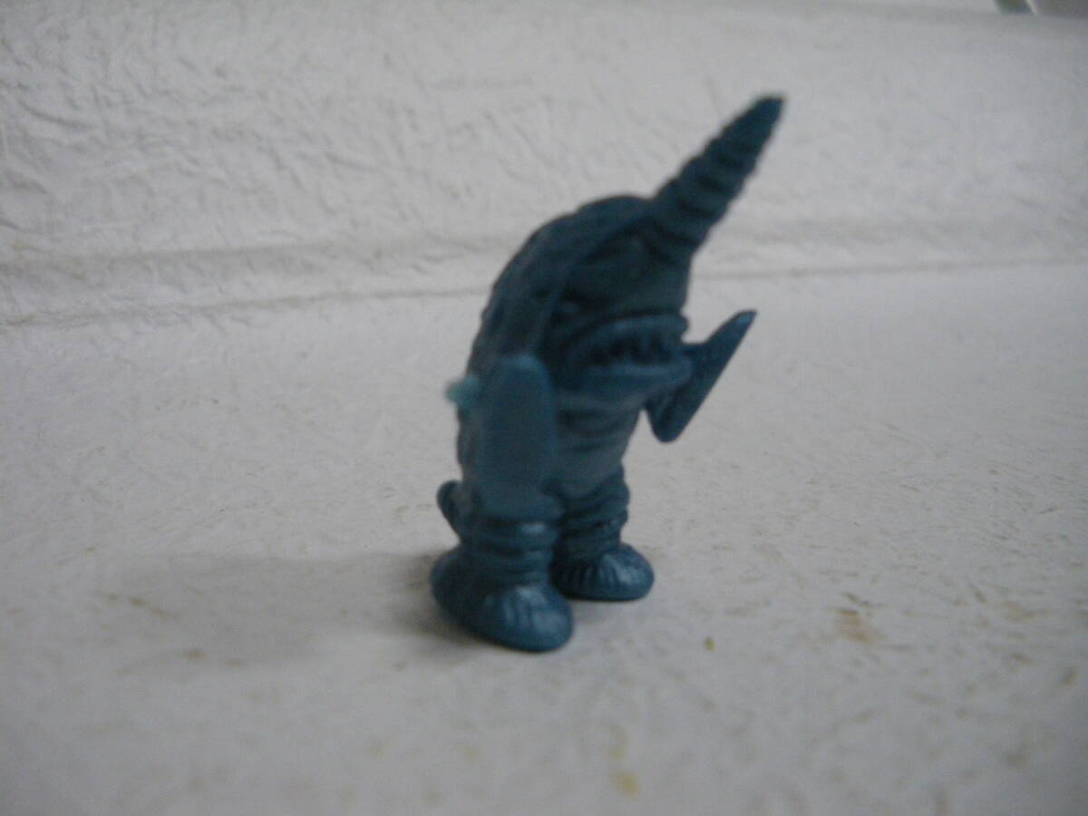 ポピー　グビラ　メタ青　怪獣消しゴム　HG　正規品　後期生産　スペコレ　名鑑　ウルトラマン　ウルトラ怪獣　同梱可_画像1