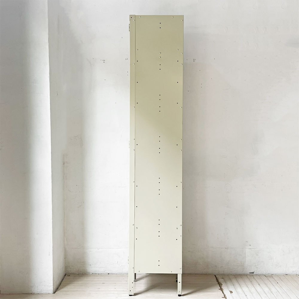 ★ WHOLE EQUIPMENT CATALOG ジェネラルスチールロッカー シングル アイボリー スチールキャビネット インダストリアル 店舗什器 廃盤_画像4