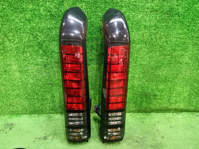 バモス ABA-HM1 左右テールランプ 右テールライト コイト 220-22816 33501-S8R-N51 33551-S8R-N51 テールランプ 左右 後期_画像1