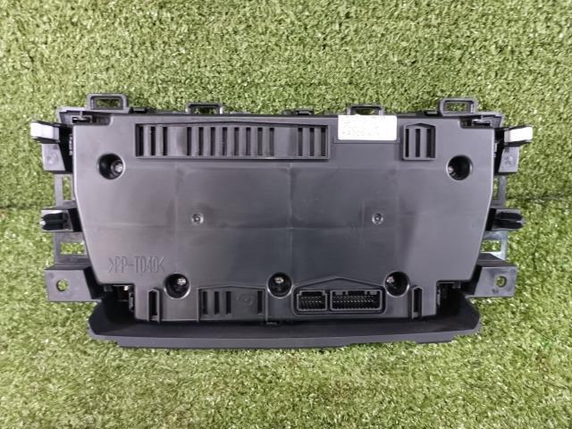 アテンザ LDA-GJ2FP A/C AC エアコンスイッチパネル G44N-61-190G_画像2