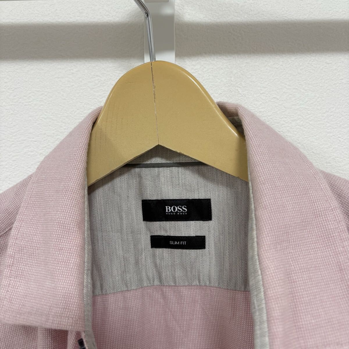 HUGO BOSS 長袖シャツ　カッターシャツ ピンク系　トップス　シンプル ヒューゴボス_画像3