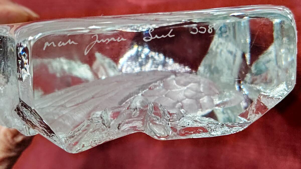 1015-3 スウェーデン製 クリスタルガラス 置物 マッツジョナサン ハクトウワシ（高さ19.5幅14.5奥行4㎝重さ2079g）_画像10