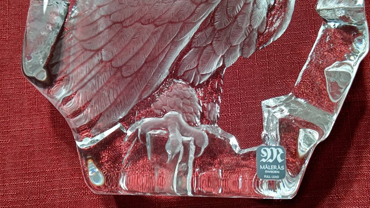 1015-3 スウェーデン製 クリスタルガラス 置物 マッツジョナサン ハクトウワシ（高さ19.5幅14.5奥行4㎝重さ2079g）_画像4