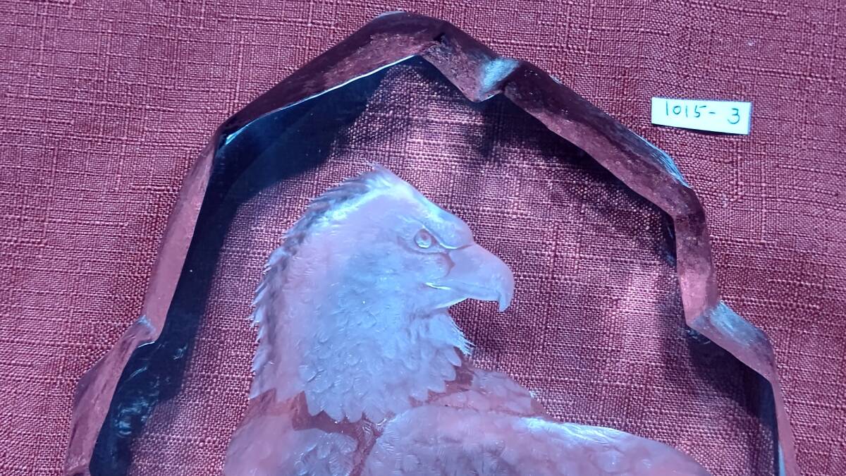 1015-3 スウェーデン製 クリスタルガラス 置物 マッツジョナサン ハクトウワシ（高さ19.5幅14.5奥行4㎝重さ2079g）_画像5