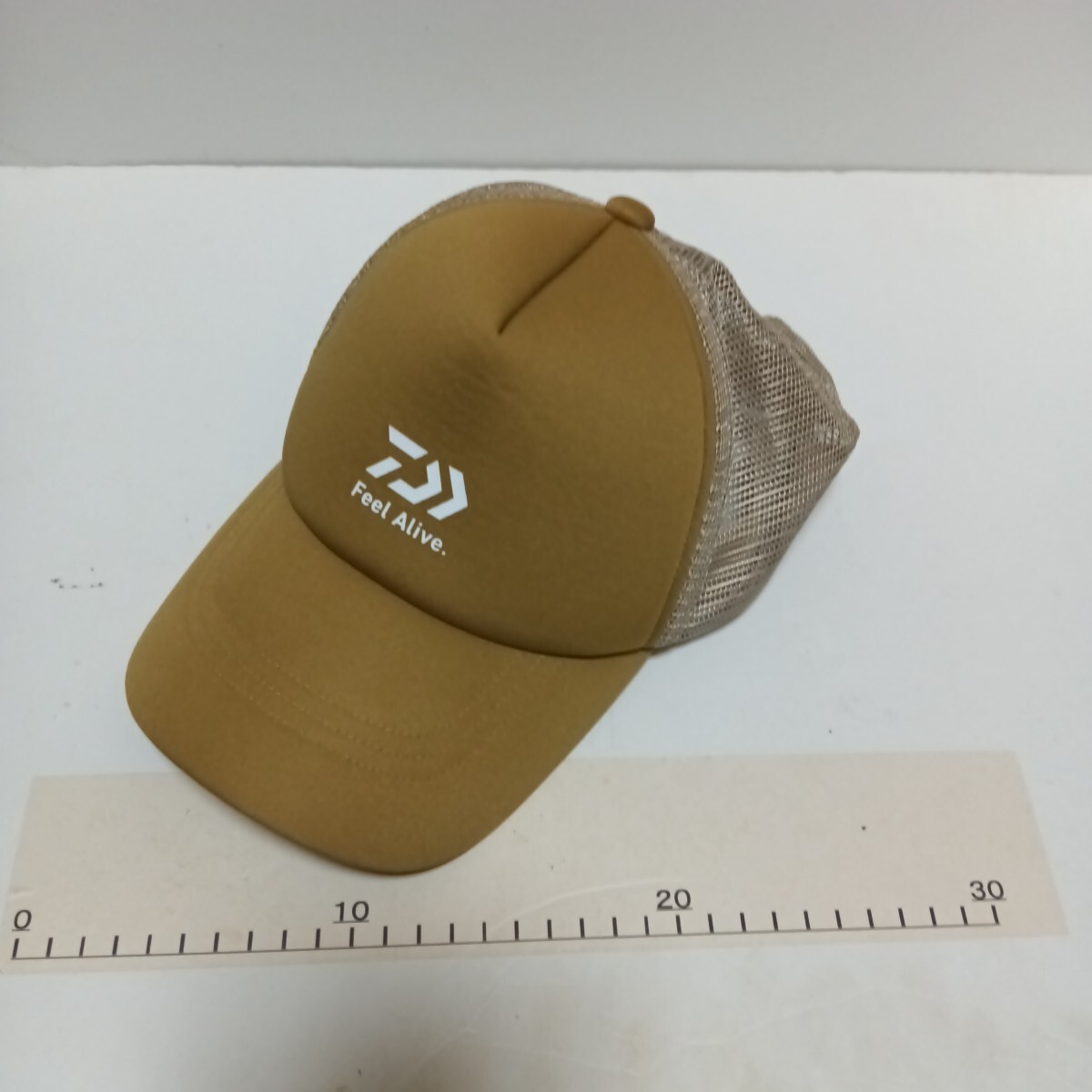 非売品　美品　ダイワ　Daiwa Feel Alive 帽子 フリーサイズ エメラルダス　キャップ_画像1