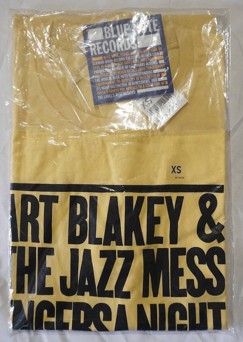 ☆送料無料☆新品未使用　ユニクロ BLUENOTE RECORD Art Blakey & The Jazz Messengers A Night In Tunisia UT XS　コレクション コラボ_画像4