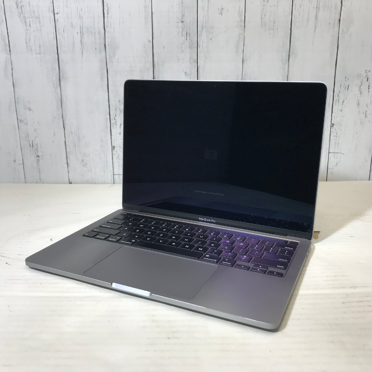 Apple Inc. MacBook Pro (13-inch 2020 Four Thunderbolt 3 Ports) Core i5 2.00GHz/16 GB/512 GB(SSD) 〔A0429〕