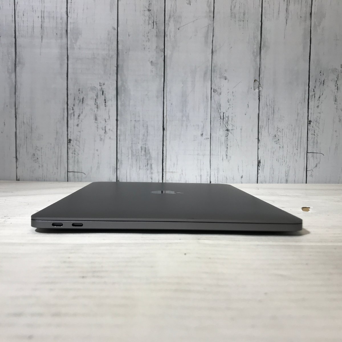 Apple Inc. MacBook Pro 13-inch 2017 Two Thunderbolt 3 ports Core i5 2.30GHz/16 GB/512 GB(SSD) 〔A0617〕_画像5