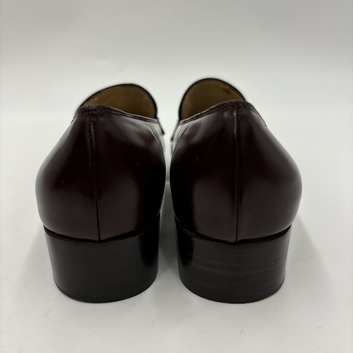 * с коробкой сделано в Италии ' высококлассный женская обувь ' Salvatore Ferragamo Salvatore Ferragamo натуральная кожа gun chi-ni каблук / туфли-лодочки 5C 22cm женский 