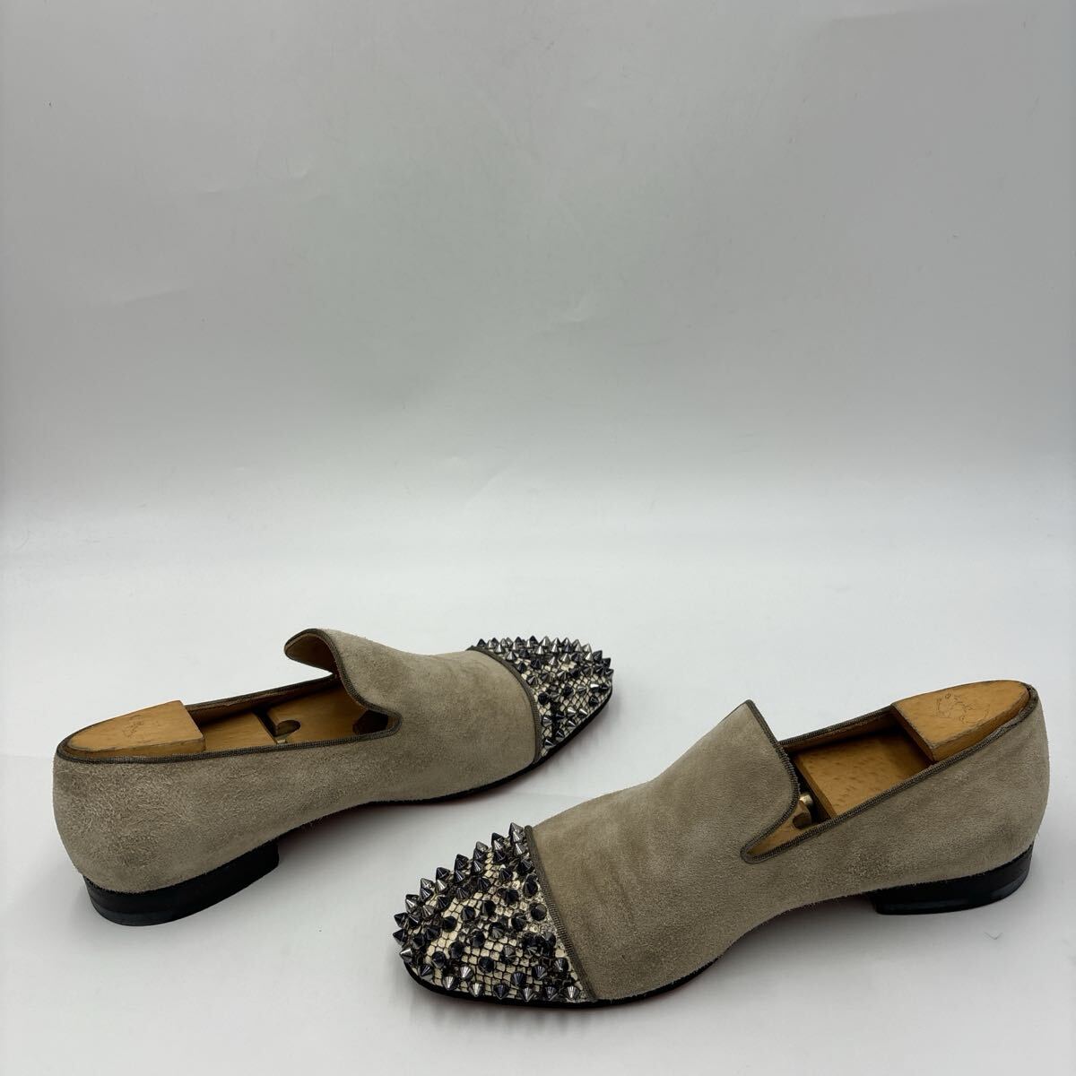 W * イタリア製 '高級紳士靴' Christian Louboutin クリスチャンルブタン 本革 スタッズ オペラシューズ 革靴 ローファー EU41 26cm _画像4