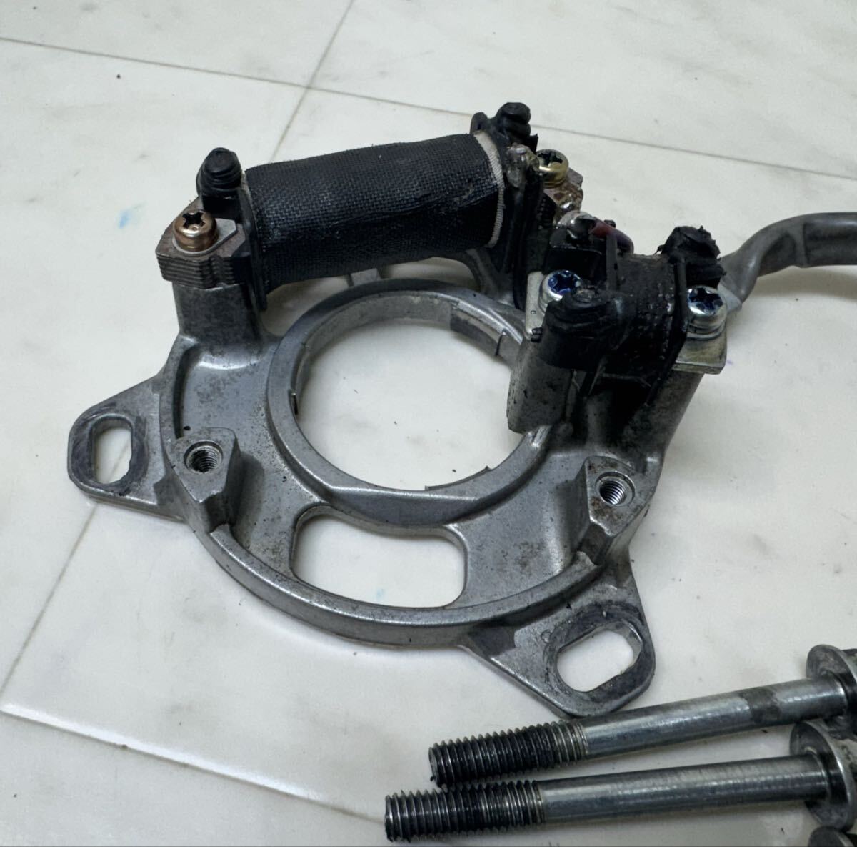 NS50Rで使用 純正 ジェネレーター 実働車外し HRC S50R NS50F AC08(検 NSR50 NS−1 NSF100 武川 キタコ_画像1