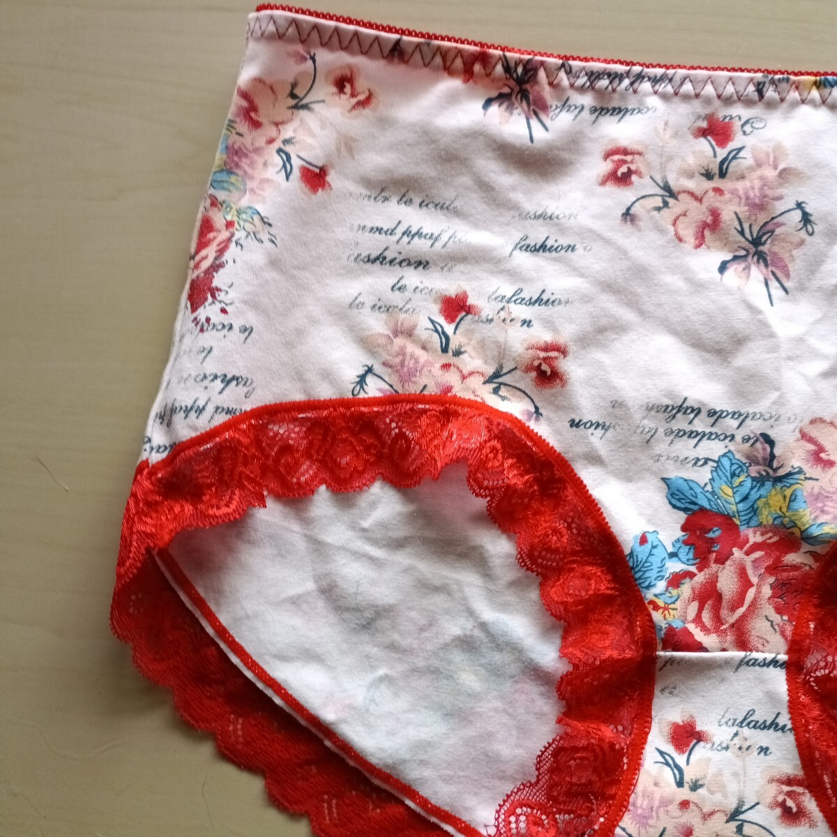 柔らかショーツ 　L記載ありますが大きいです　部屋着にお使い下さい_画像2