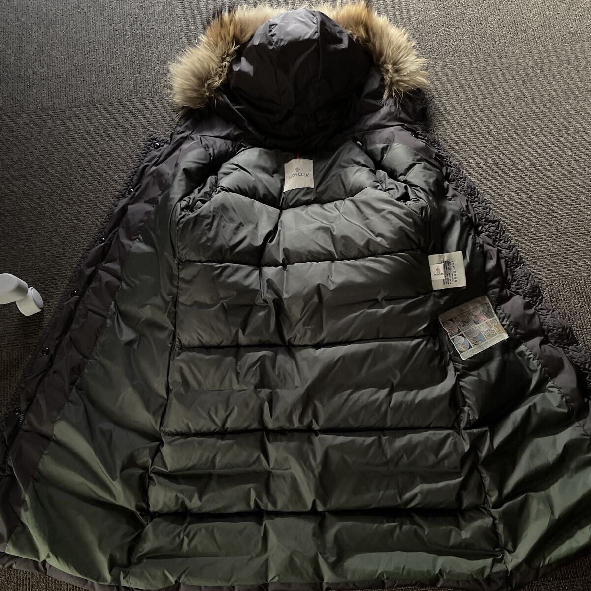 1000円~正規品 美品 MONCLER モンクレール ファ付きフード ダウンコート a-3_画像10