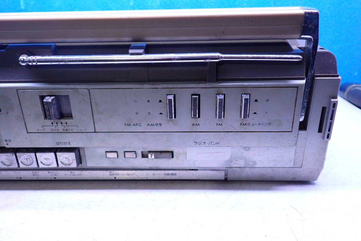 D1040#Victor ビクター RC-M70 ラジカセ ステレオラジオカセットレコーダー オーディオ機器◆ジャンク品_画像6