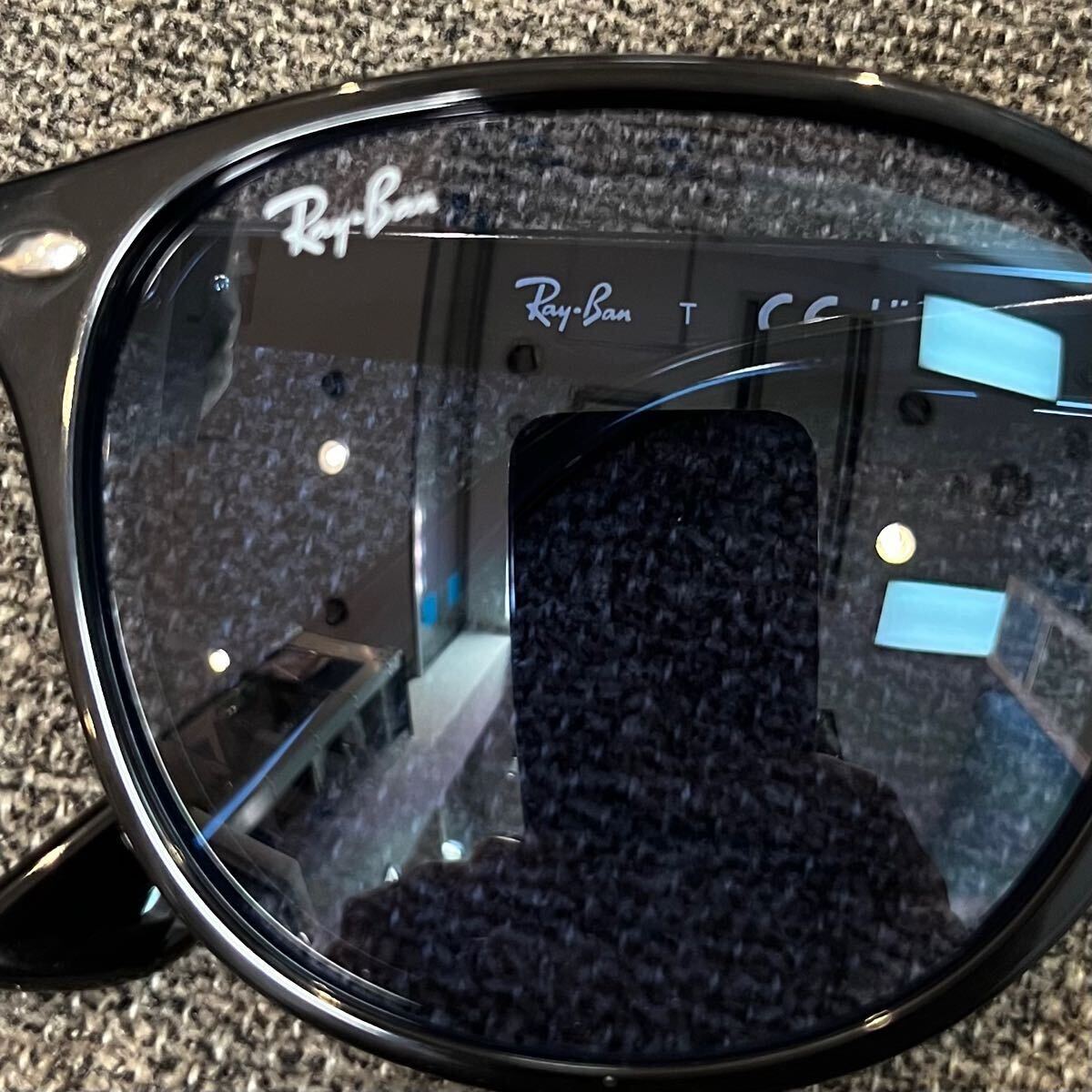 即決!正規品RayBan レイバン サングラス RB4259F 601/80 53 ブラック/ブルー アジアンフィット ルックスオティカジャパン正規 ケース茶_画像6