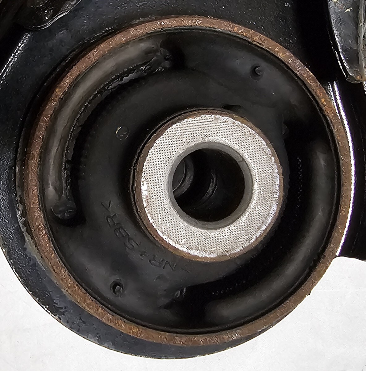 日産 セレナ・FNC28 純正 フロントロアアーム 右 ボールジョイント付 良品 低走 2023年車 C28/NC28/FC28/GC28/GFC28/SNC28品番:54500-7DA0A_画像10