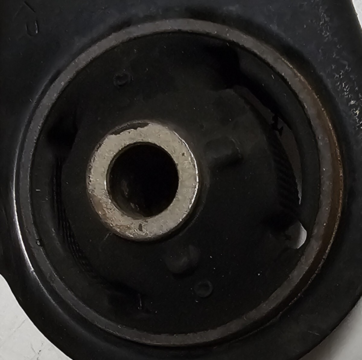 トヨタ RAV4・MXAA52 純正 フロントロアアーム 右 ボールジョイント付 良品 2024年 MXAA54/AXAH54 ハリアーMXUH80/AXUH80 品番:48068-42070_画像5