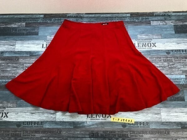 ISABEL DE PEDRO イサベルデペドロ レディース フレアスカート 赤_画像1