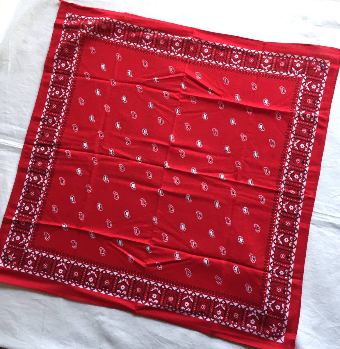 ◆ビンテージ バンダナ ペイズリー柄 赤 ロカビリー_画像3