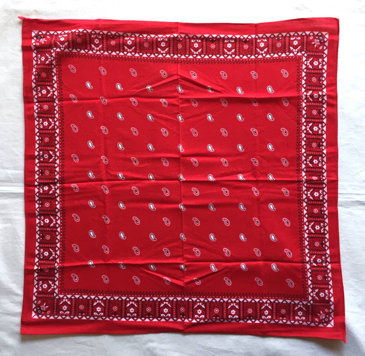 ◆ビンテージ バンダナ ペイズリー柄 赤 ロカビリー_画像2