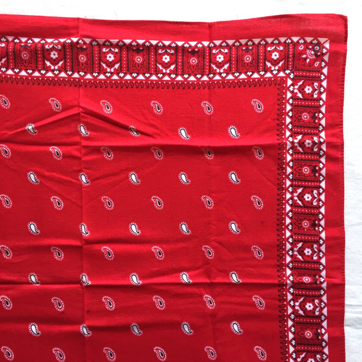 ◆ビンテージ バンダナ ペイズリー柄 赤 ロカビリー_画像4